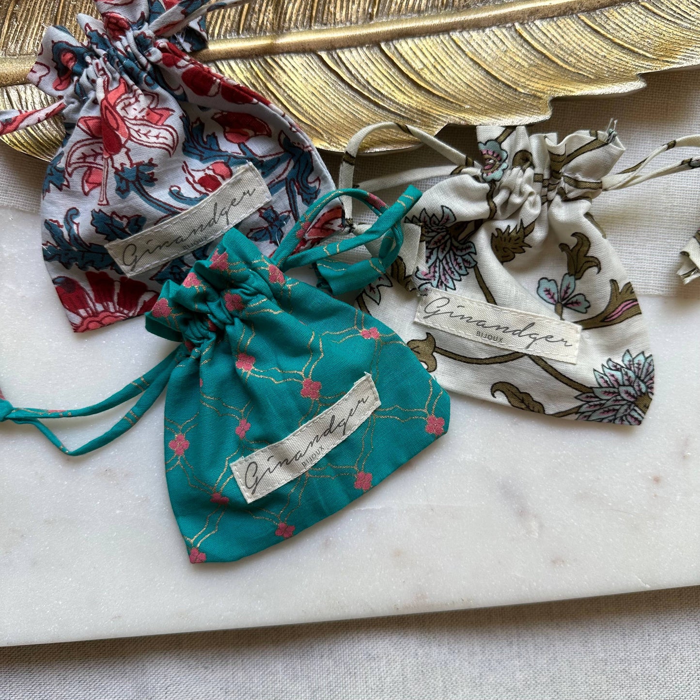 MUKTI Ring mit Labradorit