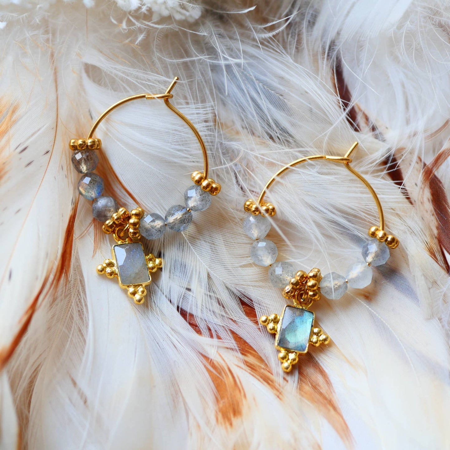 LILY Ohrringe mit Labradorit