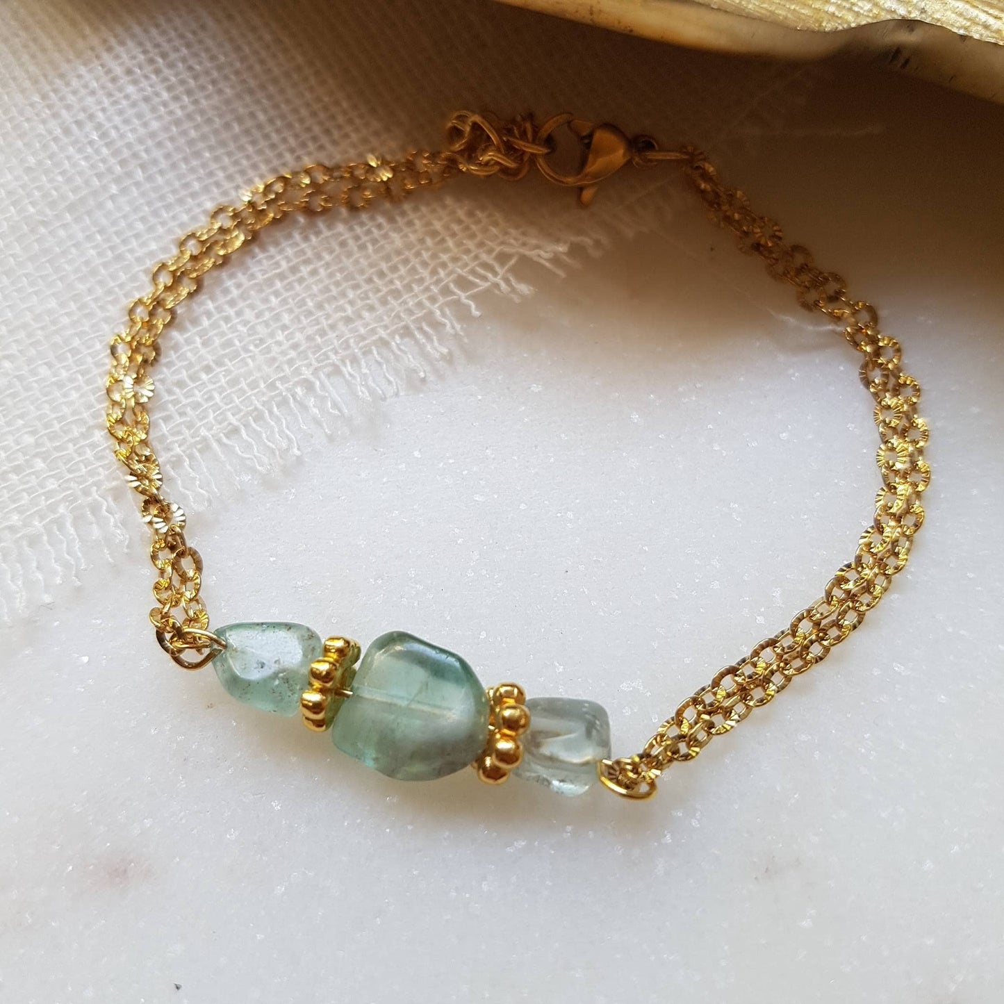 HELIA Armband mit Amethyst oder Apatit