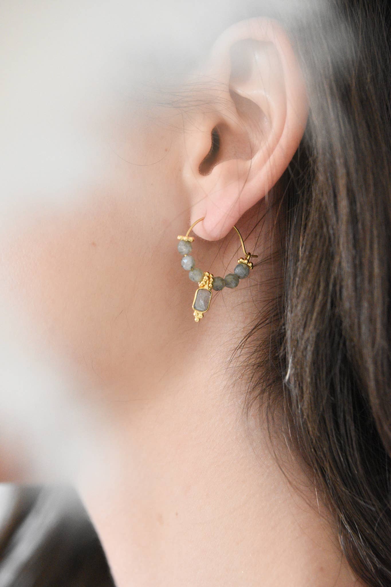 LILY Ohrringe mit Labradorit